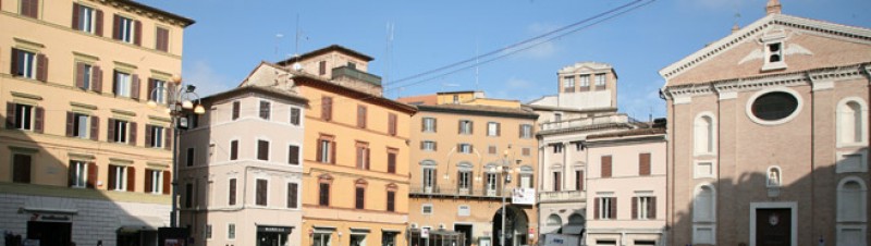 Foto JESI Negozi - AFFITTASI